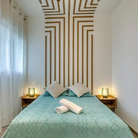 Apartment Chic Marianne - Appt T2 Climatise, Parking Et Terrasse Privee *