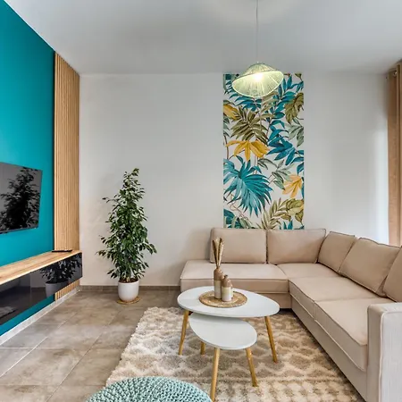 Apartment Chic Marianne - Appt T2 Climatise, Parking Et Terrasse Privee