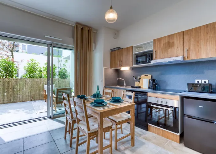 Chic Marianne - Appt T2 Parking Et Terrasse Prives *